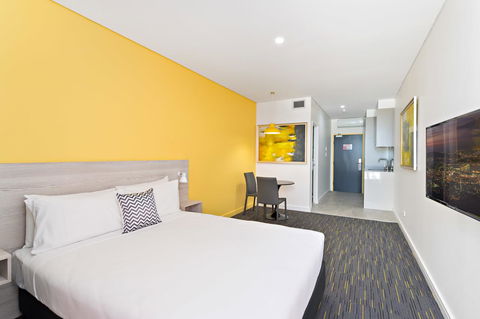 Value Suites Green Square - Tourism Canberra 14