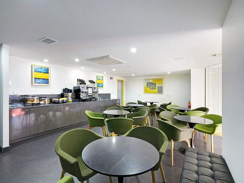 Value Suites Green Square - Tourism Canberra 7