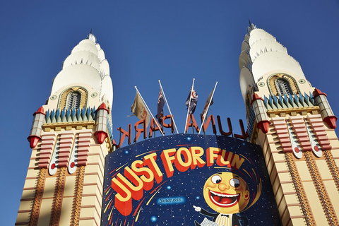 View Sydney - Tourism Canberra 24