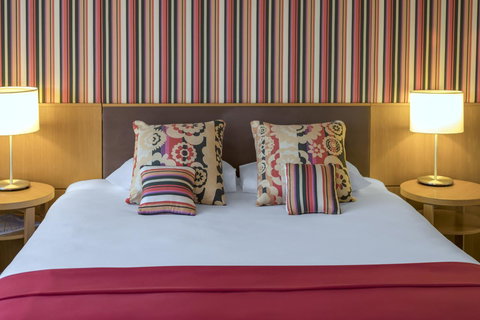 View Sydney - Tourism Canberra 6