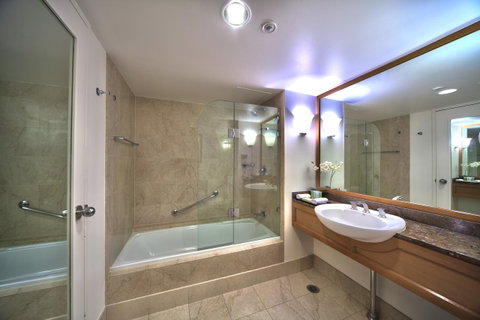 Stamford Plaza Sydney Airport Hotel & Conference Centre - Tourism Canberra 8