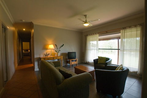 Ironstone Estate Lovedale - Tourism Canberra 34