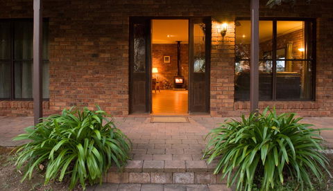Ironstone Estate Lovedale - Tourism Canberra 38