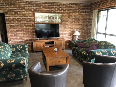 Ironstone Estate Lovedale - Tourism Canberra 1
