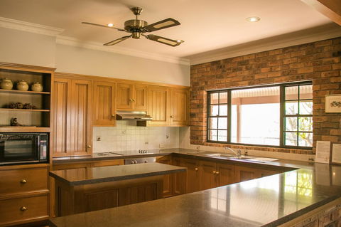 Ironstone Estate Lovedale - Tourism Canberra 4