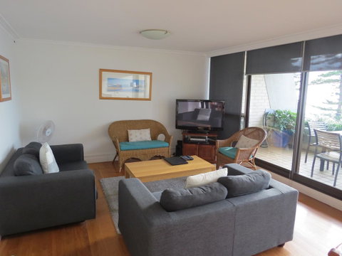 Manly Paradise Motel & Apartments - Tourism Canberra 25