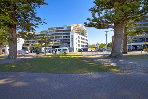 Manly Paradise Motel & Apartments - Tourism Canberra 20