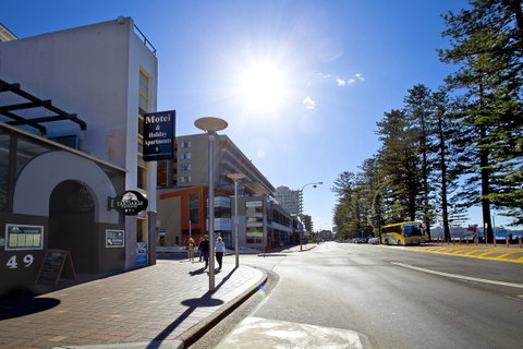 Manly Paradise Motel & Apartments - Tourism Canberra 5