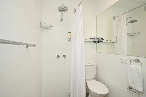 Manly Paradise Motel & Apartments - Tourism Canberra 11