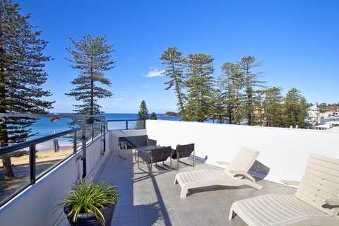 Manly Paradise Motel & Apartments - Tourism Canberra 17