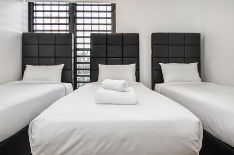 DD Apartments At International Convention Centre - Tourism Canberra 13