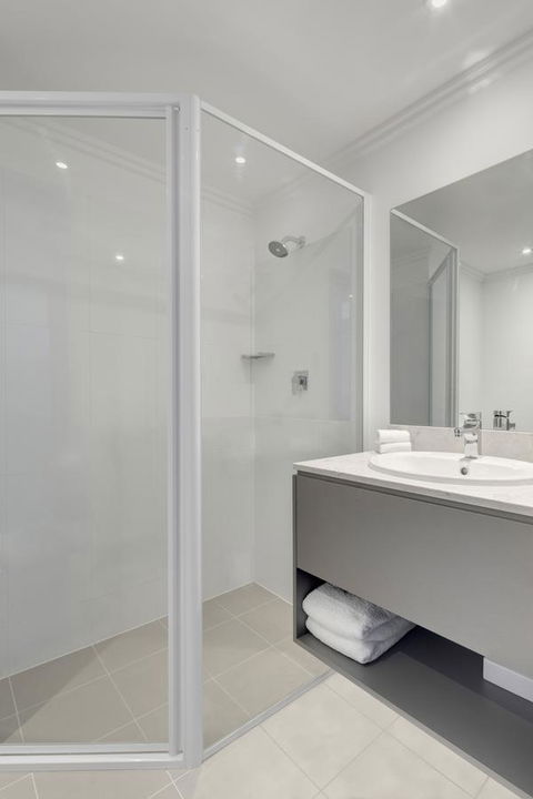 Mercure Sydney Bankstown - Tourism Canberra 24