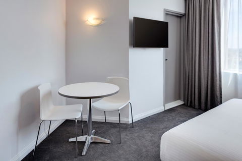 Mercure Sydney Bankstown - Tourism Canberra 26