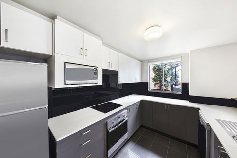 Adina Apartment Hotel Sydney Surry Hills - Tourism Canberra 11
