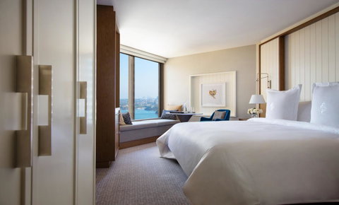 Four Seasons Hotel Sydney - Tourism Canberra 4