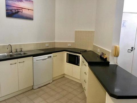 Charlesworth Bay Beach Resort - Tourism Canberra 11