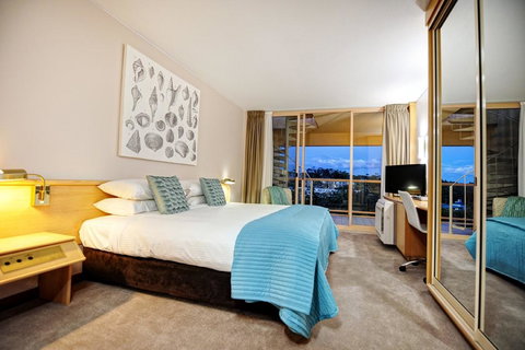 Charlesworth Bay Beach Resort - Tourism Canberra 22