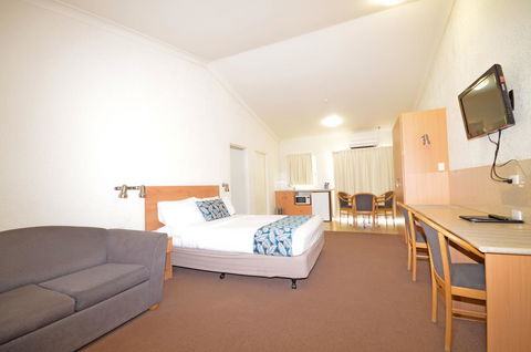 Boulevarde Motor Inn - Tourism Canberra 5