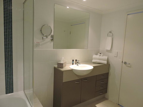 BASE Holidays - Ettalong Beach Premium Apartments - Tourism Canberra 6