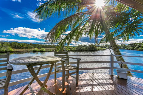 A Beach House At Byron - Tourism Canberra 2