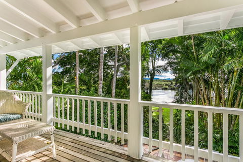 A Beach House At Byron - Tourism Canberra 5