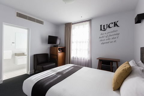 The Lucky Hotel - Tourism Canberra 24