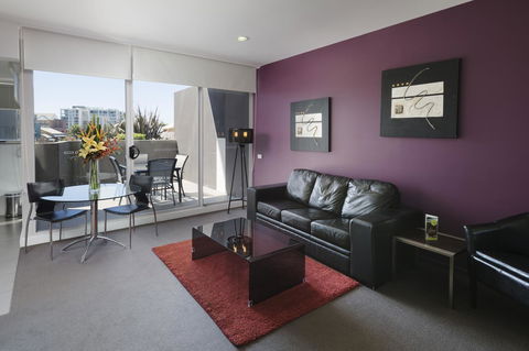 Honeysuckle Executive Apartments - Tourism Canberra 28
