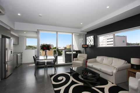 Honeysuckle Executive Apartments - Tourism Canberra 33