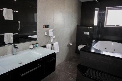 Honeysuckle Executive Apartments - Tourism Canberra 39