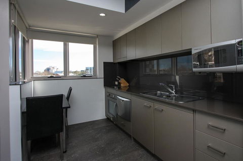 Honeysuckle Executive Apartments - Tourism Canberra 21