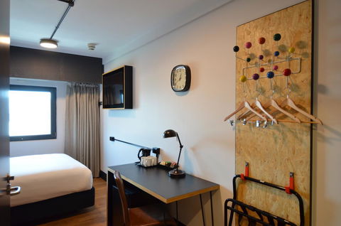 Ibis Budget Sydney East - Tourism Canberra 18