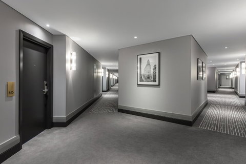 Radisson Blu Plaza Hotel Sydney - Tourism Canberra 29