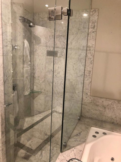 Radisson Blu Plaza Hotel Sydney - Tourism Canberra 38