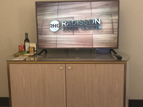 Radisson Blu Plaza Hotel Sydney - Tourism Canberra 41