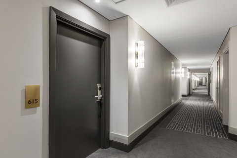 Radisson Blu Plaza Hotel Sydney - Tourism Canberra 31