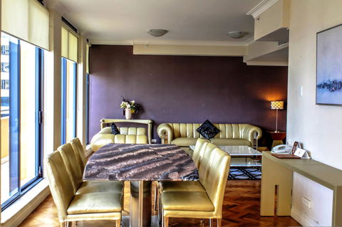 Seasons Harbour Plaza - Tourism Canberra 34