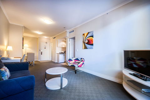Seasons Harbour Plaza - Tourism Canberra 27