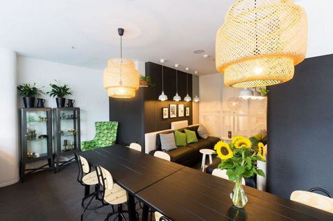 Song Hotel Sydney - Tourism Canberra 13