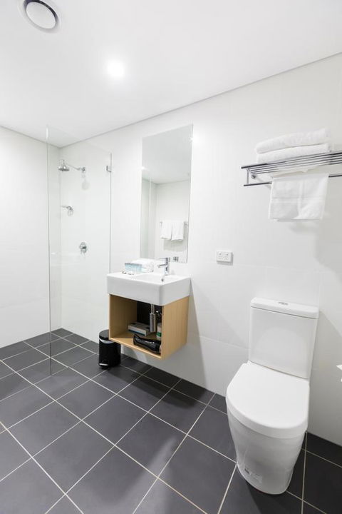 Song Hotel Sydney - Tourism Canberra 6