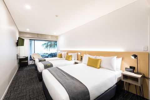 Song Hotel Sydney - Tourism Canberra 11