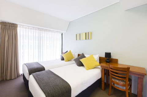 Song Hotel Sydney - Tourism Canberra 24