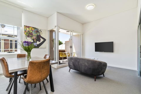 Terminus Apartment Hotel, Ascend Hotel Collection - Tourism Canberra 8