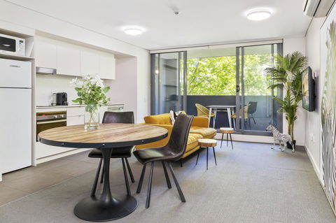 Terminus Apartment Hotel, Ascend Hotel Collection - Tourism Canberra 10