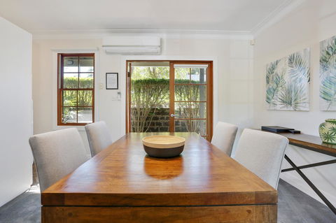 Bellevue Accommodation - Tourism Canberra 10