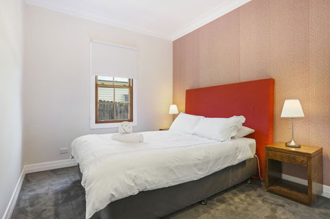 Bellevue Accommodation - Tourism Canberra 5