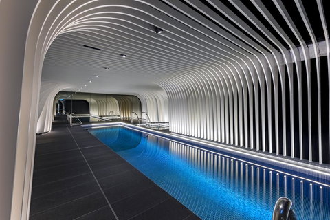 SKYE Suites Sydney - Tourism Canberra 10