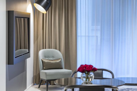 SKYE Suites Sydney - Tourism Canberra 11