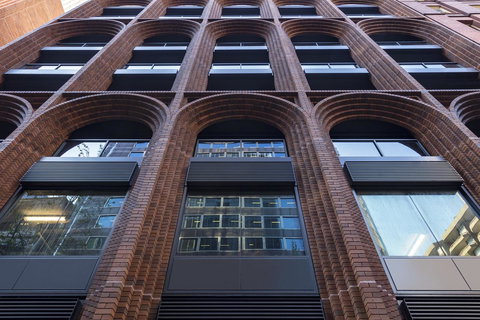 SKYE Suites Sydney - Tourism Canberra 1