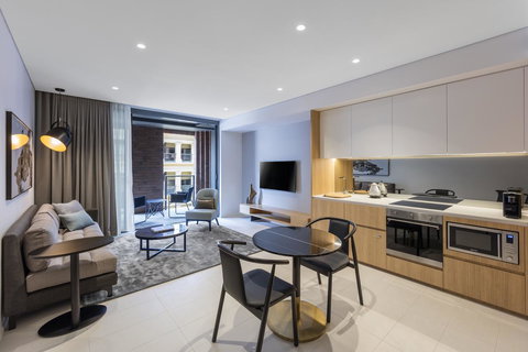 SKYE Suites Sydney - Tourism Canberra 21