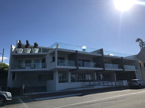 Belle Vue- Penthouse At Black Beach - Tourism Canberra 17